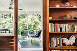 Cozy Escape in Woodstock - Image 2